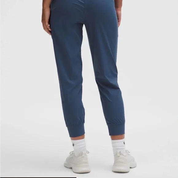 Lululemon dusty blue brand new swift joggers - Picture 2 of 6